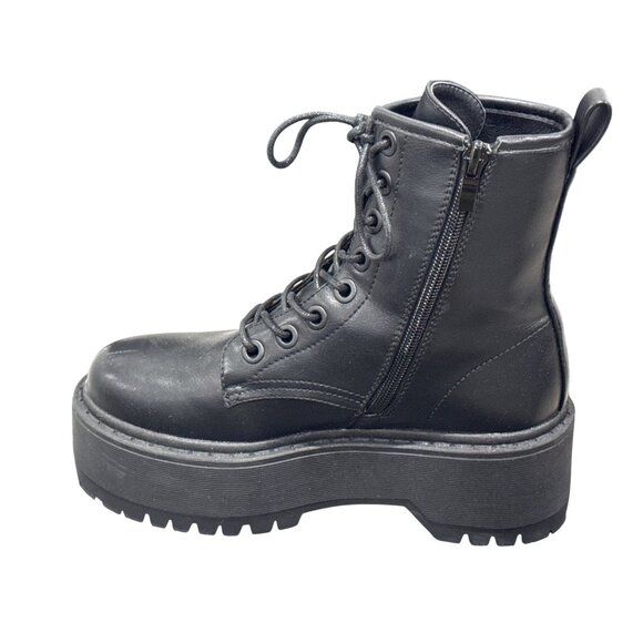 Steve Madden Women's Betty 2.0 Combat Boot 6 - Picture 5 of 9